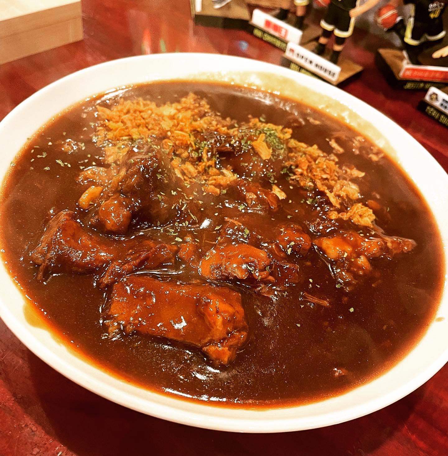 最近寒いですね
ビーフシチューが今良く出てます
暖かくなってきてからの寒さはちょっと困りますよね
早く心地よい春に戻って欲しいです
本日貸切となります。
週末金土は若干空きあります
日曜日はお席の空きありますので、御来店お待ちしております