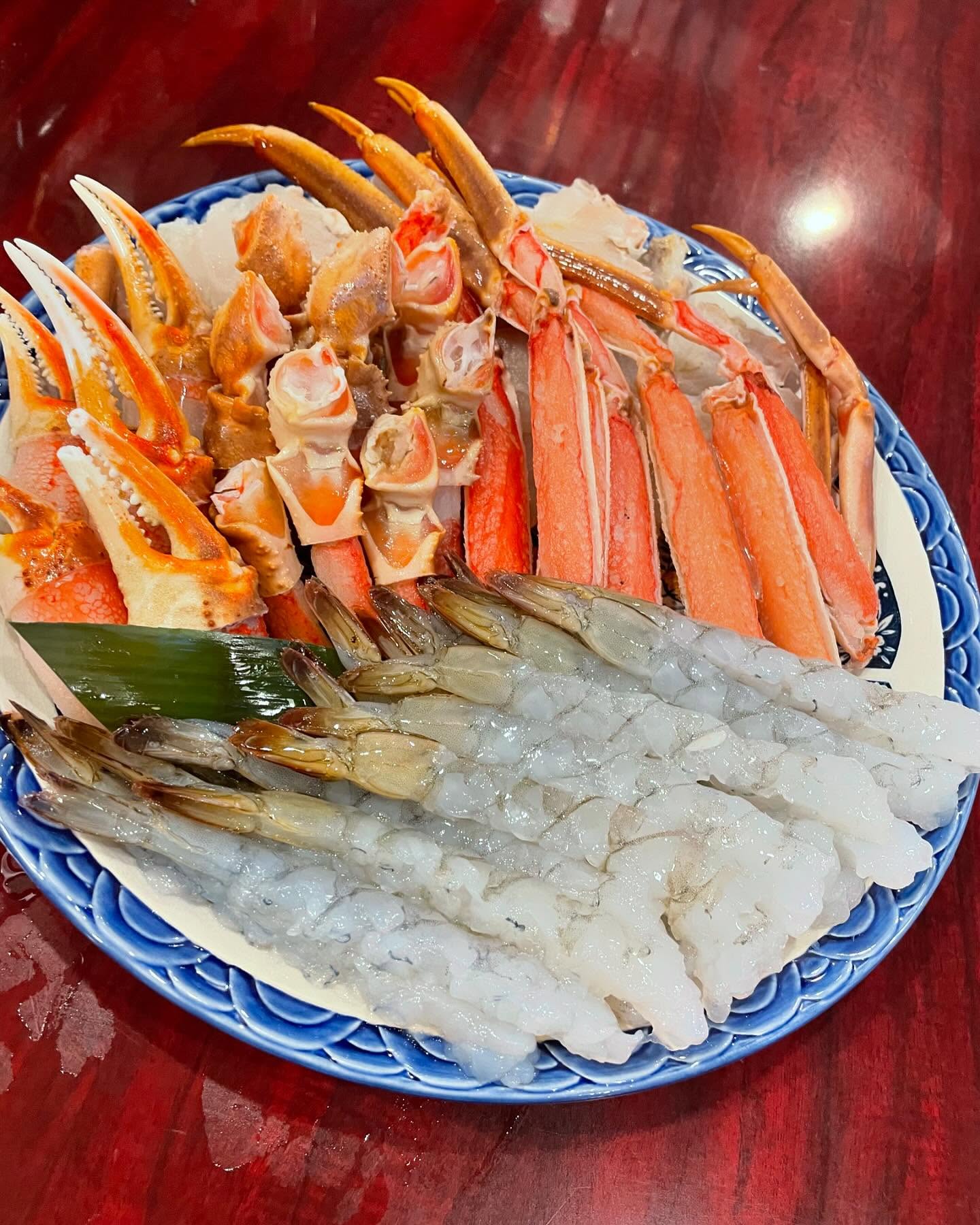 寒さ増して来ましたねー

蟹しゃぶ🦀に海老🦐増しで楽しまれるお客様増えて来ました🥰

2月は寒さもピークになるので
2月限定鍋もやりますよー

今日はタン祭りです

夕飯に是非テイクアウトご利用ください