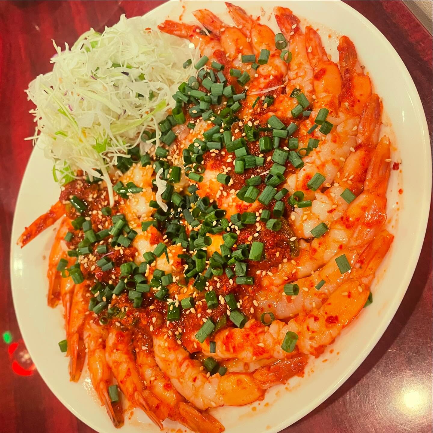 海老🦐キムチ🌶人気爆発中🤣

いつもおかわりするお客様
最初から3人前注文に変わって来ました

酒が飲みたくなるアテが沢山あるので
是非お試しください