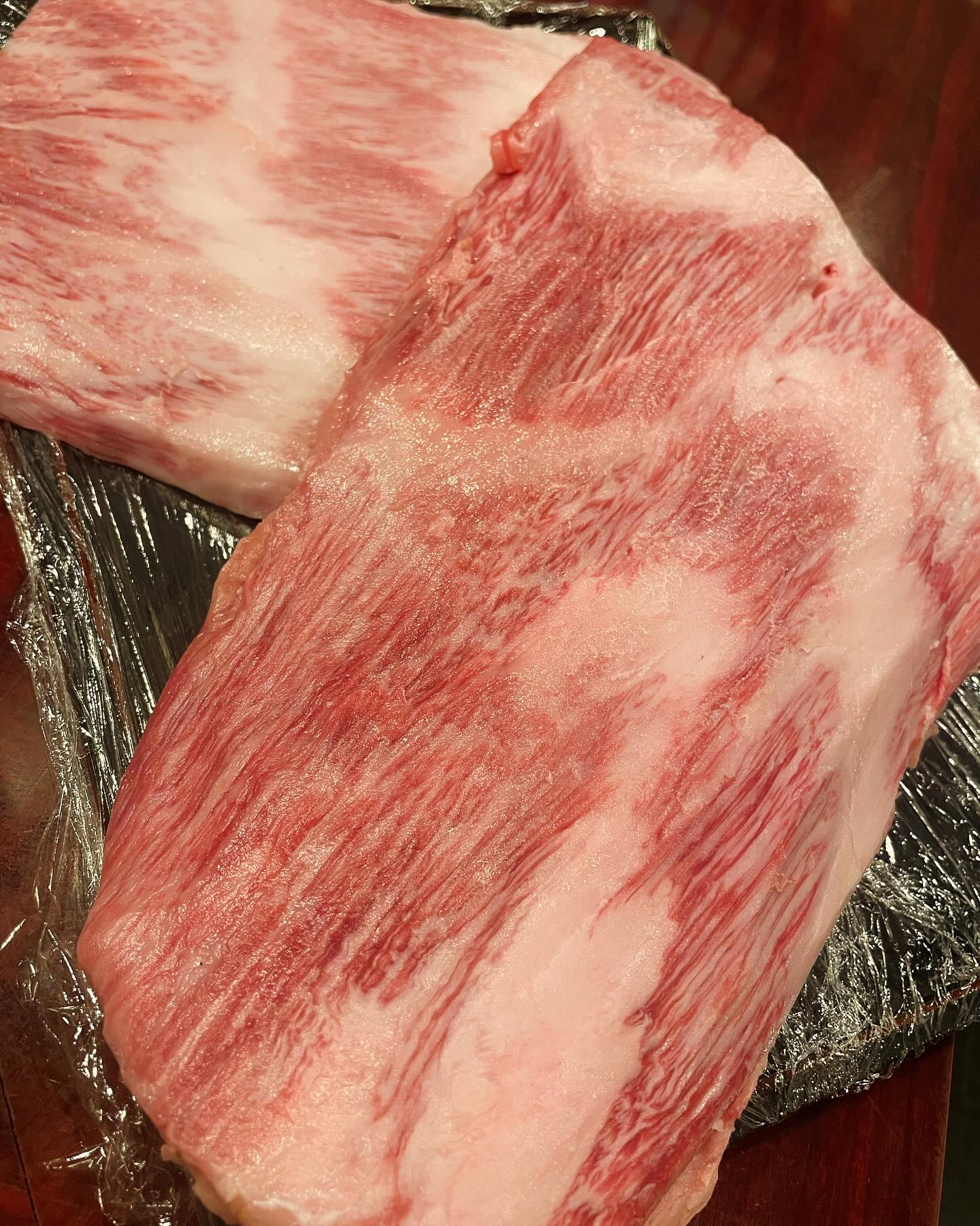 ササミの仕込み

良きバランスのサシ🥰

これらのすじ使って
近々黒毛和牛たっぷりビーフカレー
仕込みます