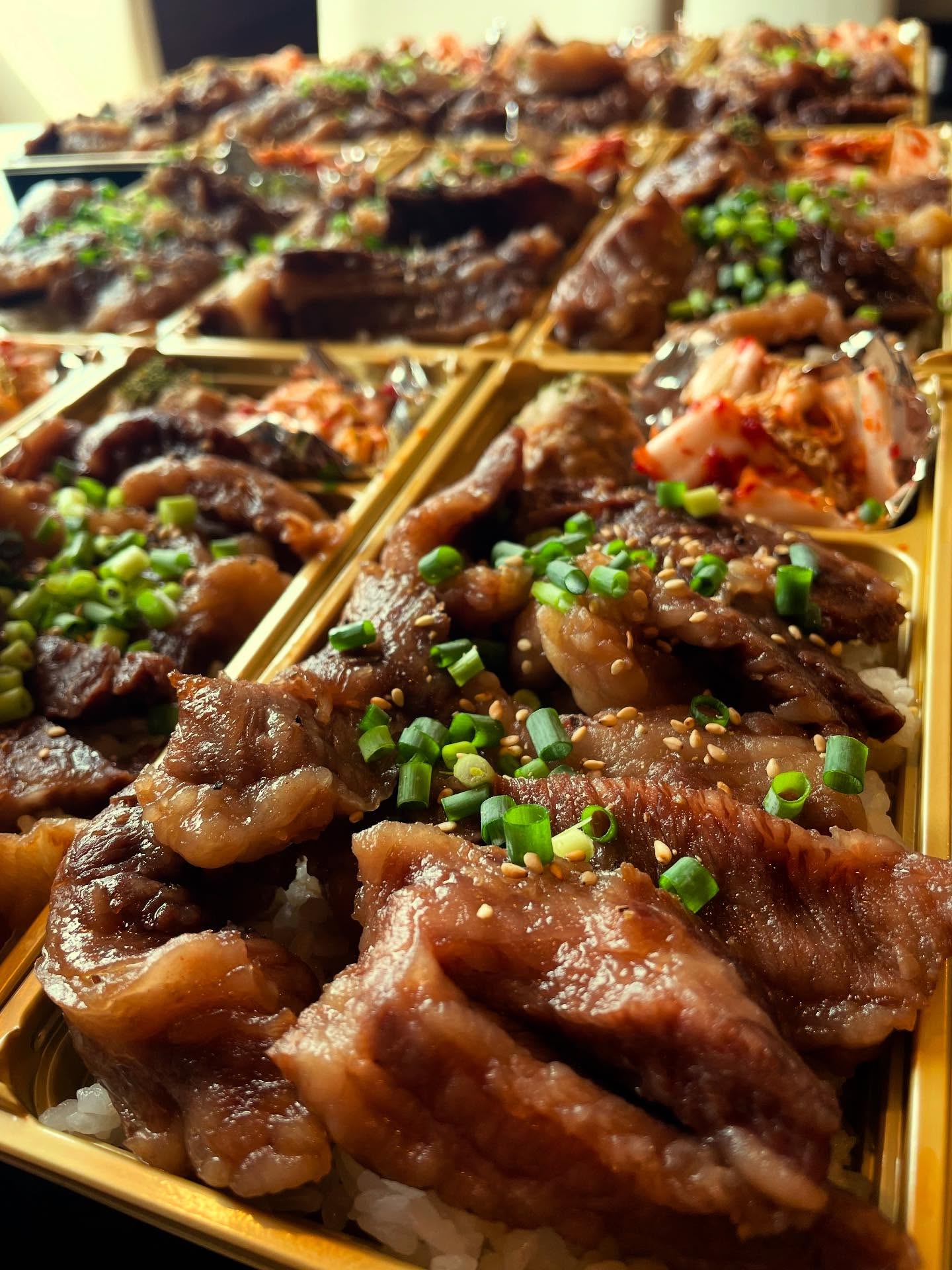 焼肉弁当
ご予約承り中です

会議 勉強会 学校の集まりなどに
是非ご利用ください