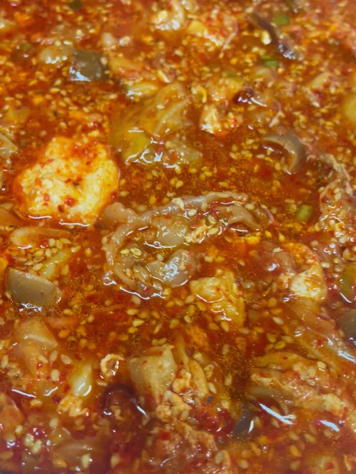 26日〜カルビクッパの素🌶🌶
販売致します

スンドゥブチゲ🌶も予約分のみ販売致します

カルビクッパの素🌶🌶1000円
スンドゥブチゲ800円

どちらも1キロ入です

夕飯に是非ご利用ください