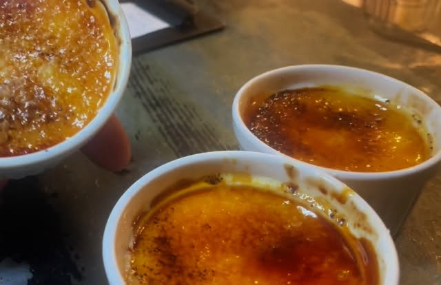 ブリュレ最近すげー出る

今日も沢山仕込みます