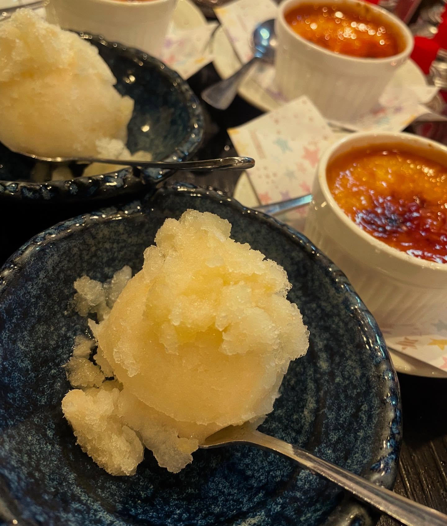 本日のシャーベットはパインになりました🥰

デザートも手作りですので
是非お召し上がりください

今日 明日空きありますので
ご来店お待ちしております