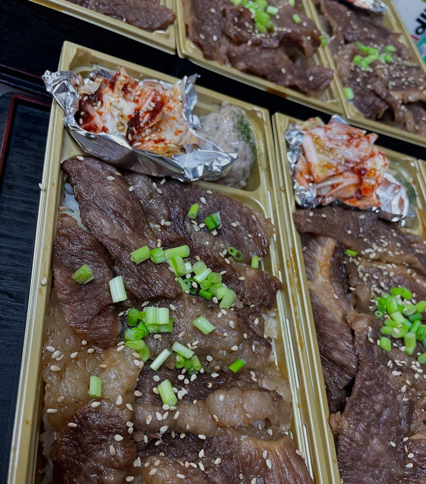 今日もお弁当の出前に=͟͟͞͞ ( ˙꒳​˙)

最近月曜日比率が高い

さて昼は何を食おうかな