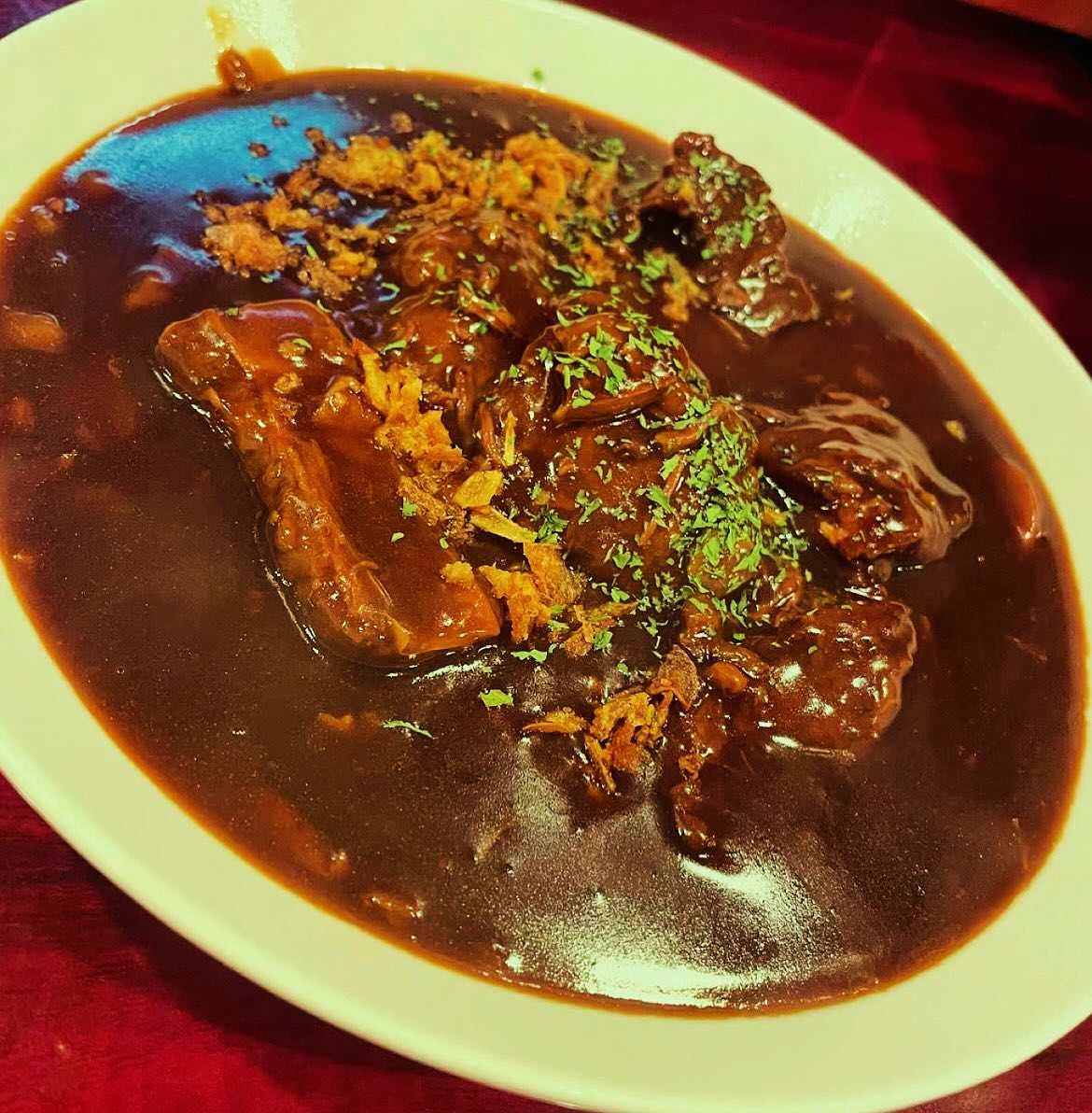 12月のタン祭りは
Xmas週22(月)23(火)24(水)に行います
Xmasも絡むので
タンシチューメインで沢山用意しました
今日より事前予約可能です
今回 牛タン中落ち30パック
300~400g
通常約3000円→1000円
タンシチュー50パック(1キロ入)
通常1944円→1000円
お渡しは14時~
お会計は現金のみとなりますので
よろしくお願いします。