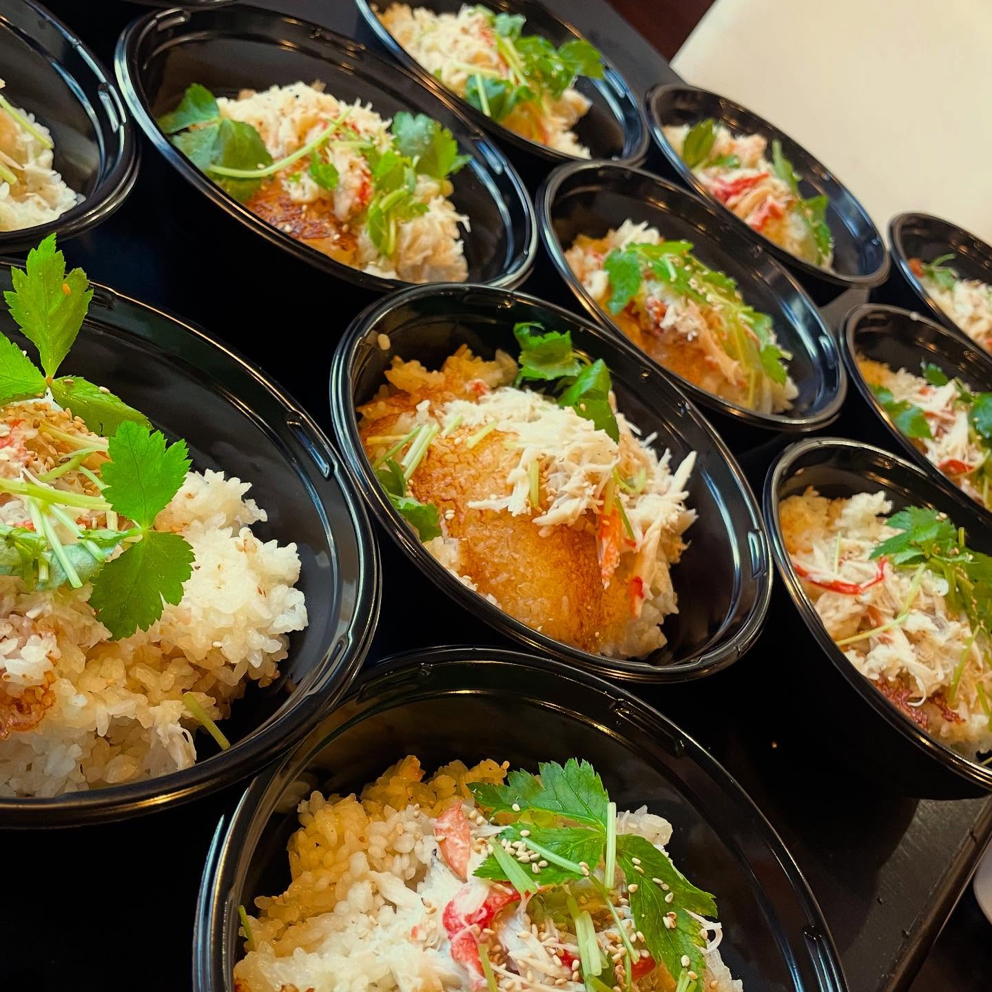 本日蟹🦀出汁飯あります
夕飯に是非ご利用ください

1パック 700円