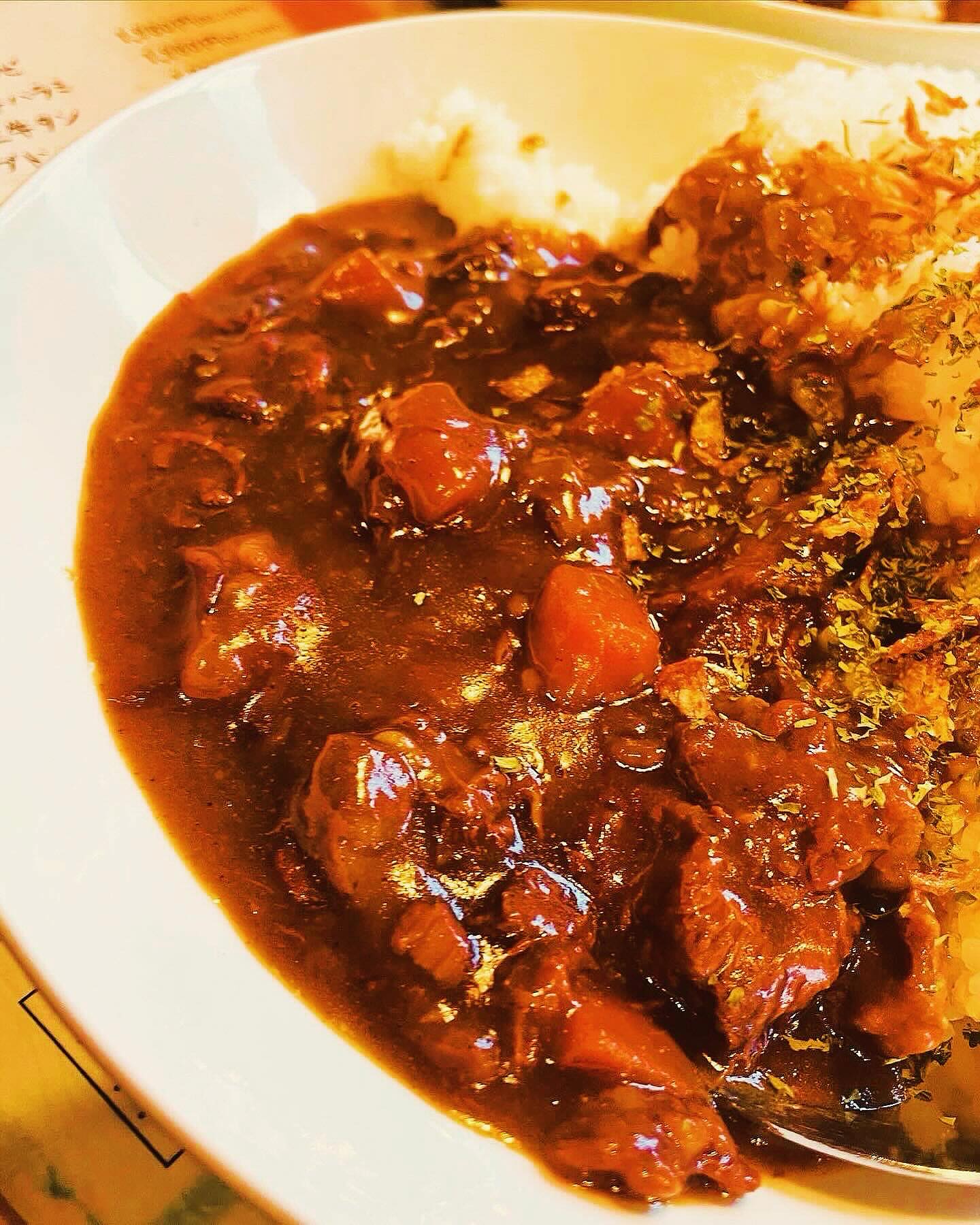 肉だらけカレー今日からあります

1キロ入り 1000円にて

夕飯に是非ご利用ください