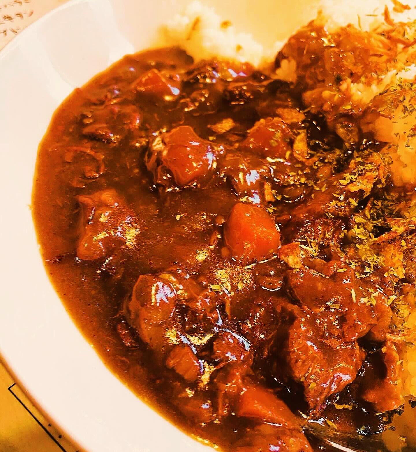 今日は肉だらけカレー
出来たてです

おかず3点セット対象商品ですので

おかずストックにご利用ください

1点1000円

肉だらけカレー 牛すじ煮込み ゴロゴロ肉ハヤシ！
組み合わせ自由3点2500円