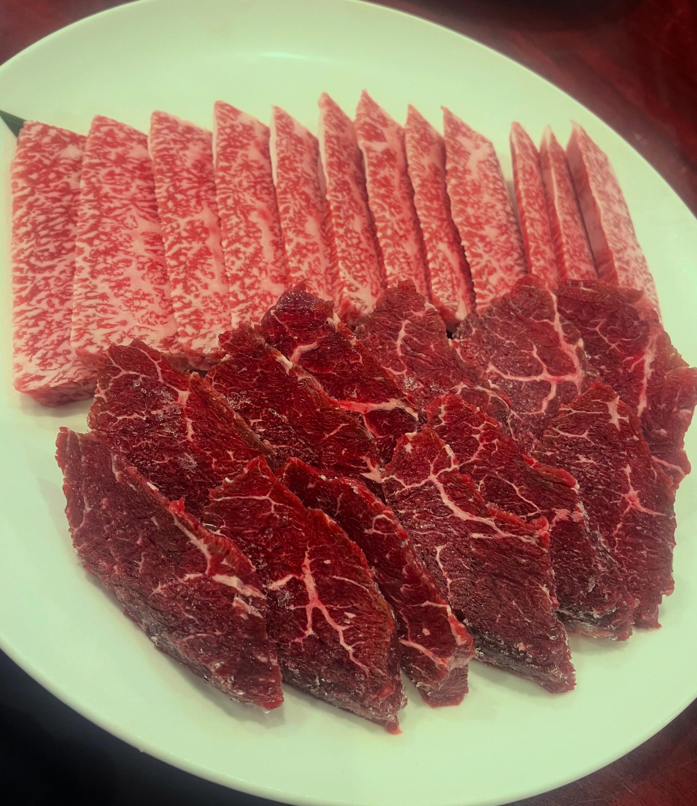 ハラミとカルビで

昨日は沢山食べる卓
沢山飲む卓

どちらも ハラミとカルビ沢山出ました

食べながらご飯ではなく
〆にシチューライスなど召し上がり

すげー食うなー
とまたガチ勢が増える予感が

今日は早い時間帯満席
19時30分くらいから空き出ると思います