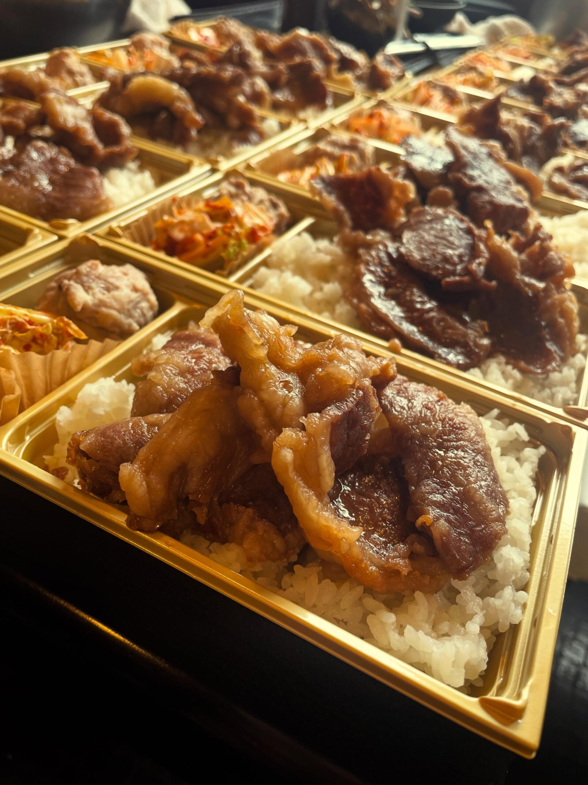 今日はジューシー肉厚の制作風景

今日は熊野町まで配達³₃

これからランチは何を食べようか🤔