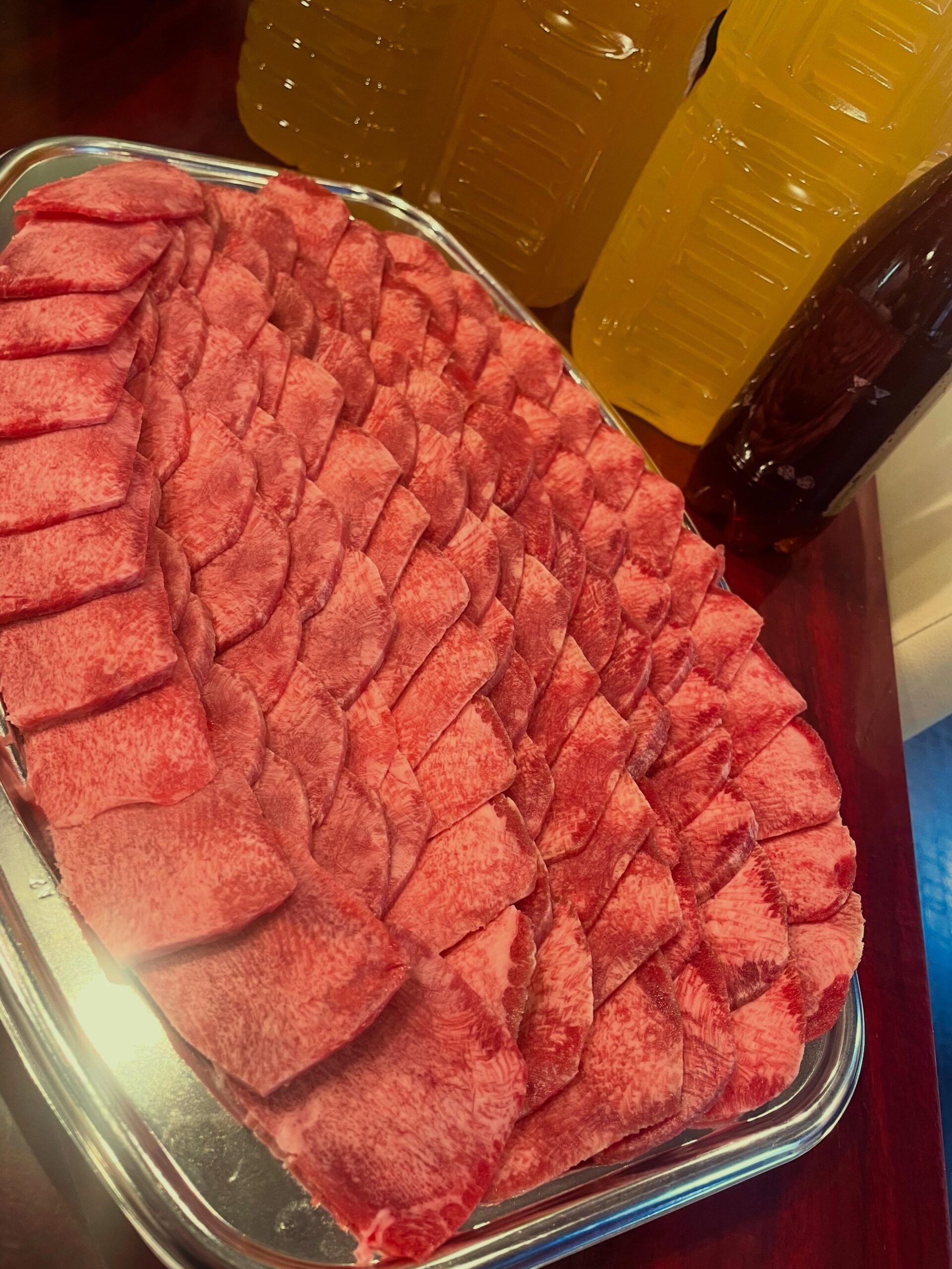 お家で芯タンしゃぶしゃぶ🥰

リクエストあり
出汁と付けダレもセットにて

出汁でしゃぶしゃぶし
美味出汁に付けて食べる芯タンは🥹
人気のメニューです

ぜひお召し上がりください

テイクアウトは、単品芯タン+出汁は別途ご用意も可能です

ご希望の方は、ご相談ください